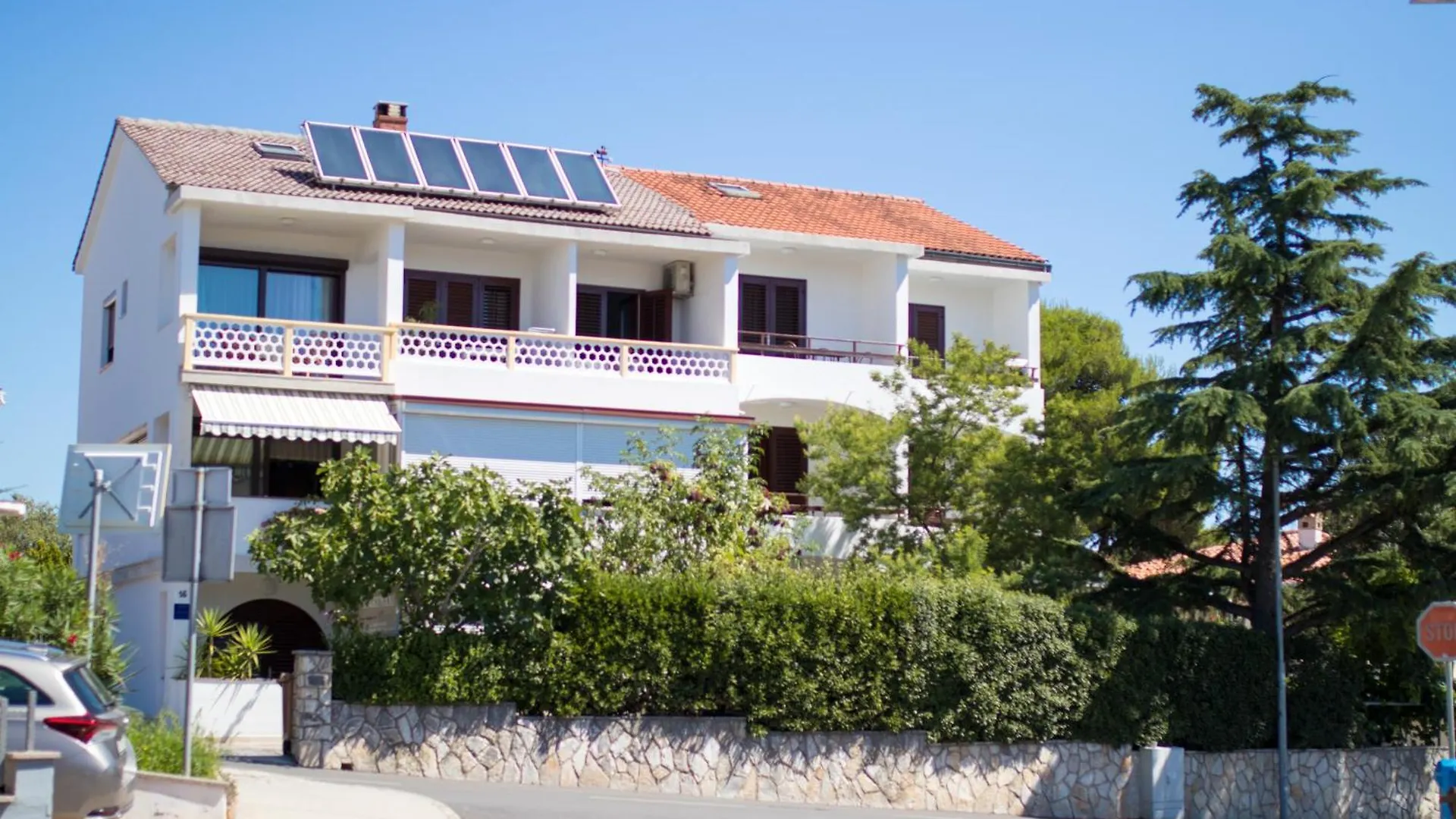 Apartmani Dekanic Krk Veglia