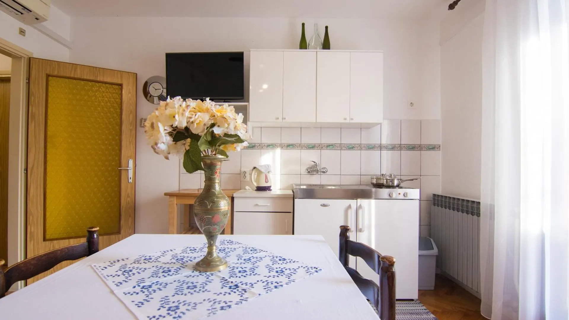 Apartmani Dekanic Krk Krk Town Croazia